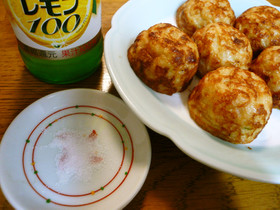 たこ焼きのシンプルな食べ方☆塩とレモンで