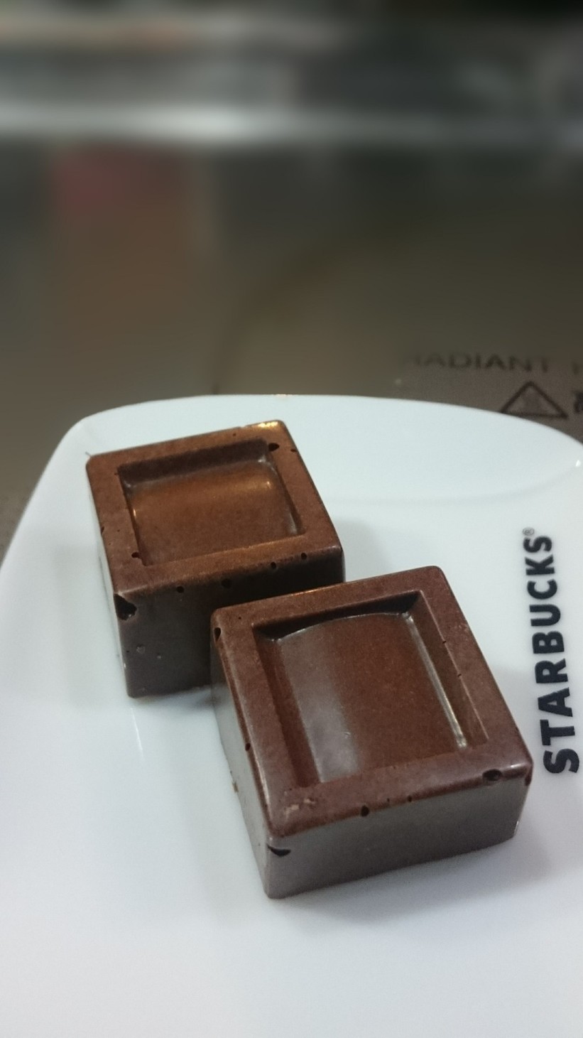 低糖質ミルクチョコレートの画像