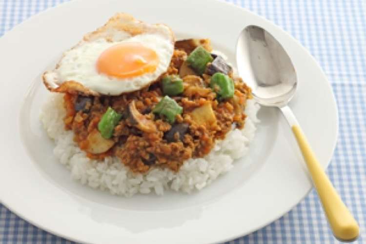 市販ルーで作る 簡単激ウマ ドライカレー レシピ 作り方 By スズメたん クックパッド 簡単おいしいみんなのレシピが352万品