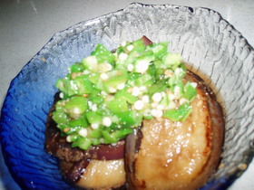焼きなすのオクラのせ