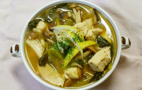 きのこと鶏ささみのレモン煮✾コンソメ醤油