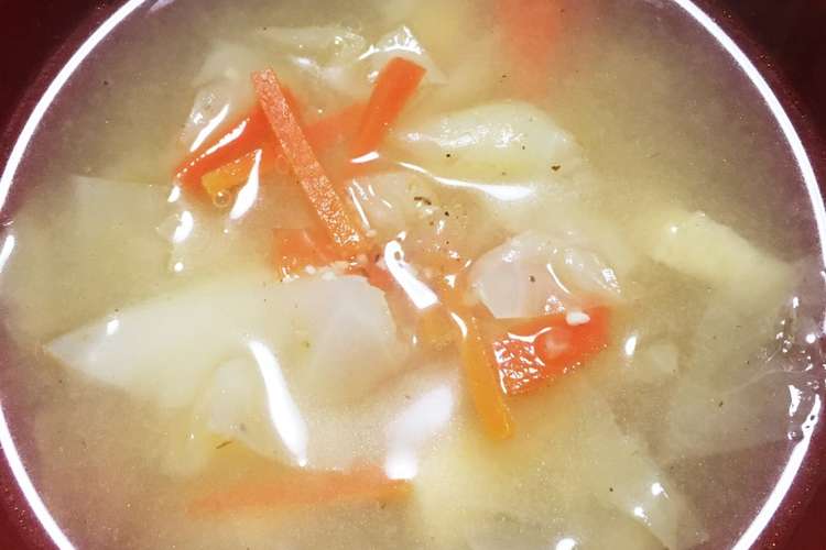 キャベツ にんじん 油揚げの味噌汁 レシピ 作り方 By さつきa クックパッド