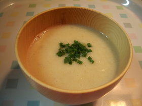 ☆翌朝快腸☆和風じゃがごぼうスープ