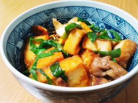 簡単!節約♪厚揚げと豚こまの卵とじ丼☆