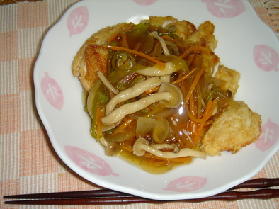カリカリ鶏胸肉の野菜甘酢あんかけの写真