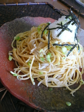 ★麺つゆで簡単★しらすと大根の和風パスタ