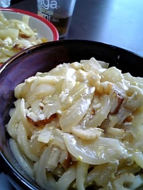 こどもと味噌たまうどん。