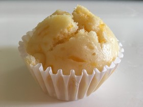 離乳食後期からのみかん入り蒸しパン