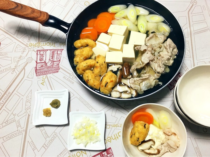 フライパンで具だくさん湯豆腐の画像