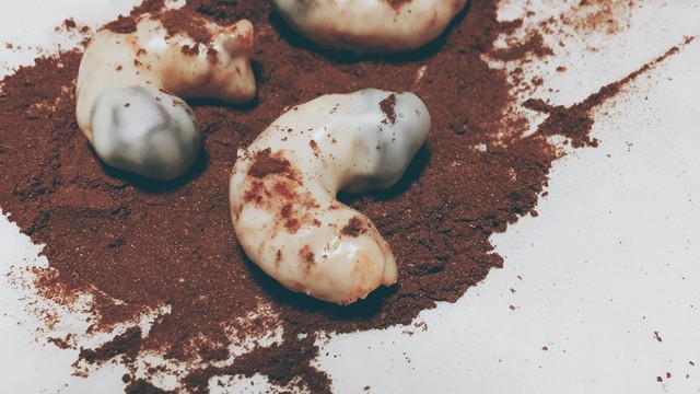 幼虫チョコ レシピ 作り方 By Kittyboyy クックパッド 簡単おいしいみんなのレシピが349万品