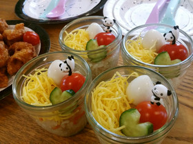 ひな祭り会♥あっという間にカップ寿司♡