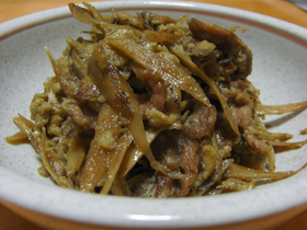 ご飯すすみ過ぎ✣豚とごぼうの甘辛♪卵とじ