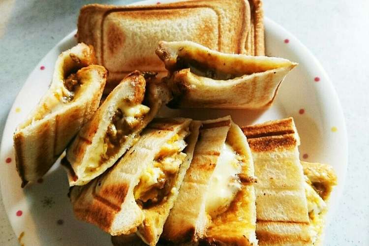 余ったカレーで カレーチーズホットサンド レシピ 作り方 By ビーグルのソラ クックパッド 簡単おいしいみんなのレシピが360万品