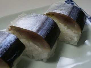 秋刀魚の押し寿司の画像