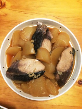 フライパンで簡単ブリ大根