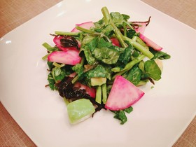 赤カブとクレソンのお通じ整えサラダ