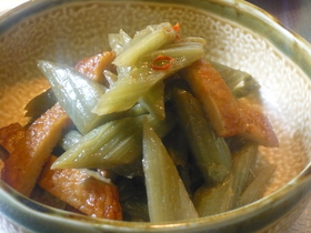 ホッ♡母の味~ふきとさつま揚げ炒め~