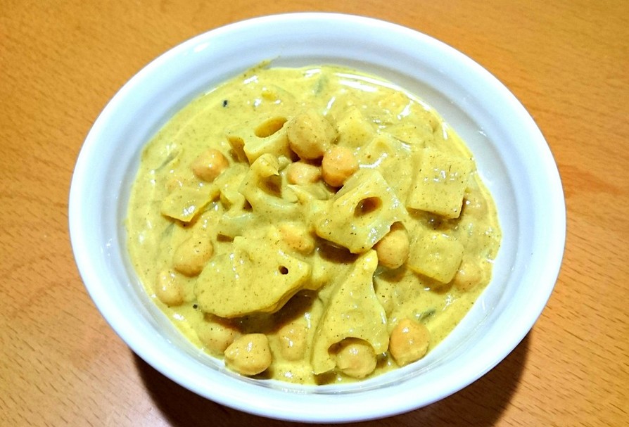 ひよこ豆とレンコンのココナッツカレーの画像