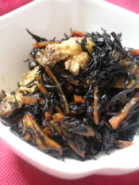 炊飯器でご飯と一緒に炊く●ひじきの煮物●