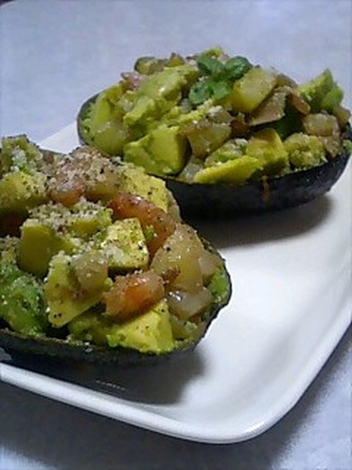 アボカド＆ポテトのサラダの写真