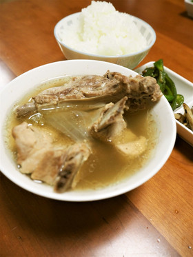 肉骨茶(バクテー)