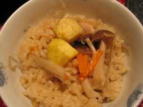 栗ときのこの炊き込みご飯