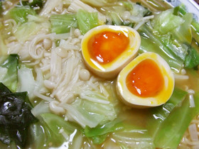 トロットロ~の煮卵♪めんつゆ漬け