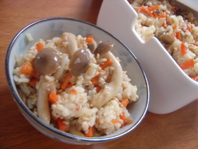 鶏ミンチそぼろ混ぜご飯