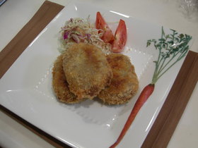 和風が美味しい!肉じゃがコロッケ