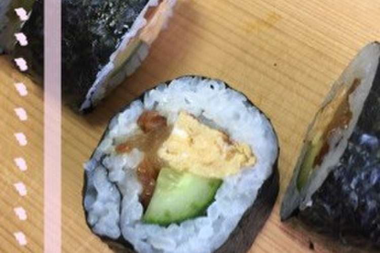 巻き簾なしで海苔巻き O O レシピ 作り方 By もぐもぐ人 クックパッド 簡単おいしいみんなのレシピが356万品