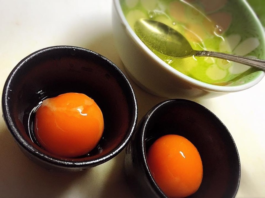 冷凍卵de黄身の醤油漬け☆の画像