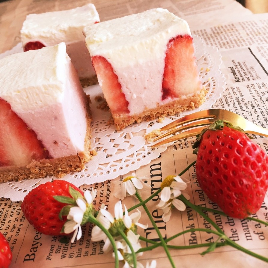 低カロリー美味♡苺ヨーグルトチーズケーキの画像