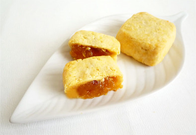 パイナップルケーキ　台湾土産　鳳梨酥の写真