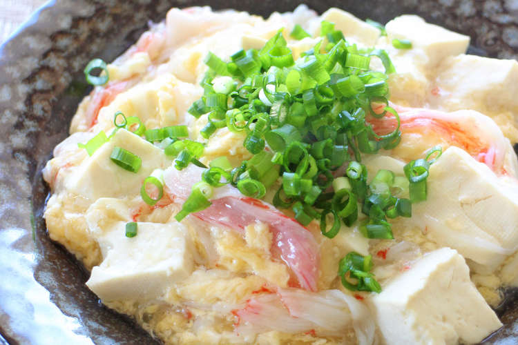 簡単 ふんわり卵とカニカマで豆腐の煮込み レシピ 作り方 By ｱﾄﾘｴ沙羅 クックパッド