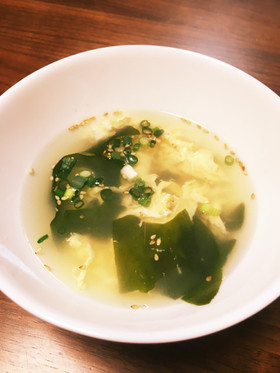 *お腹に優しい*わかめと卵スープ