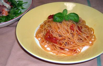 アンチョビのトマトソーススパゲティの写真