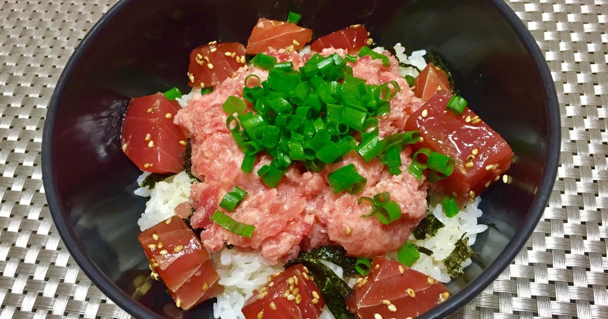 ぶつ切りマグロ&ネギトロ丼☆