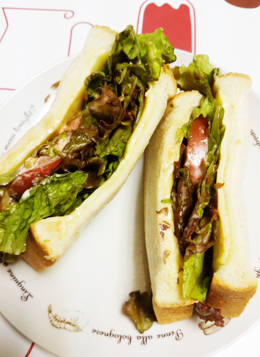 野菜サンドイッチの画像