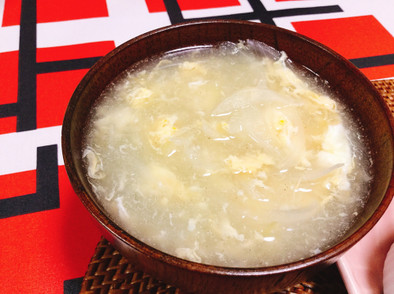 玉ねぎと卵の生姜スープの写真