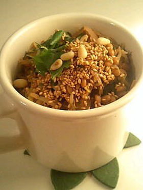 納豆チゲ風蕎麦