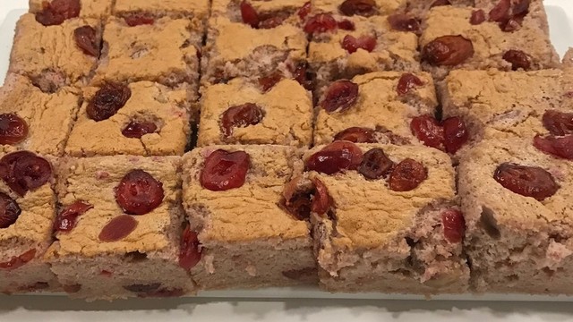 焼きっぱなしのケーキ 2 赤い実のケーキ レシピ 作り方 By 岡野則子 クックパッド