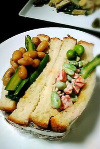 食の山梨：曙大豆と春野菜のサンド
