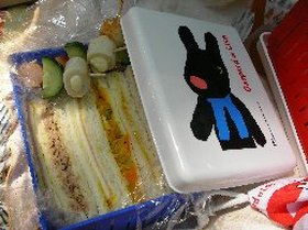 行楽のお供はサンドイッチ♪
