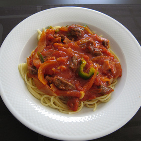 鹿肉のトマト煮