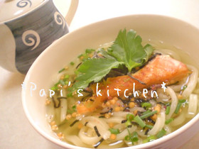 一人ご飯にお茶漬けうどん(ゝω<*)