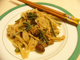 ダイエットに〜タケノコ山菜ノンオイル炒め