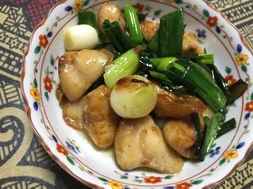 葉玉ねぎとぽんじりのバター炒め