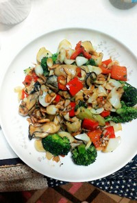 牡蠣と彩り野菜のガーリックソテー