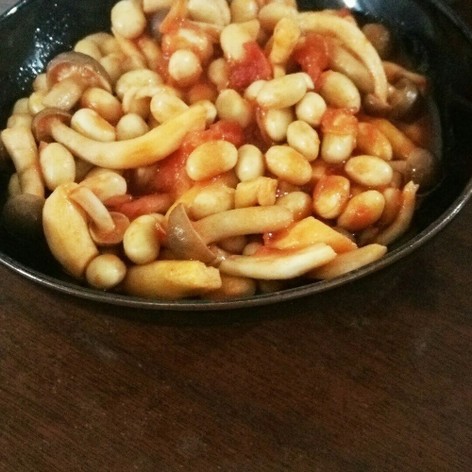 大豆とトマトの簡単ケチャップ炒め♪
