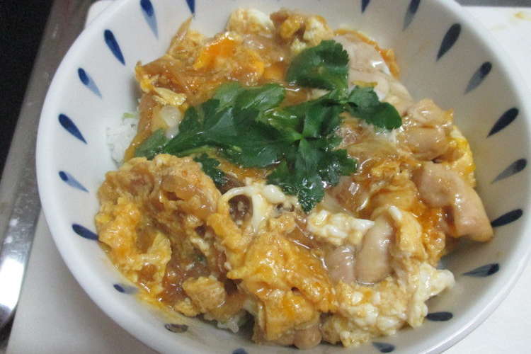 簡単 新玉ねぎで 親子丼 レシピ 作り方 By 山猿食堂 クックパッド